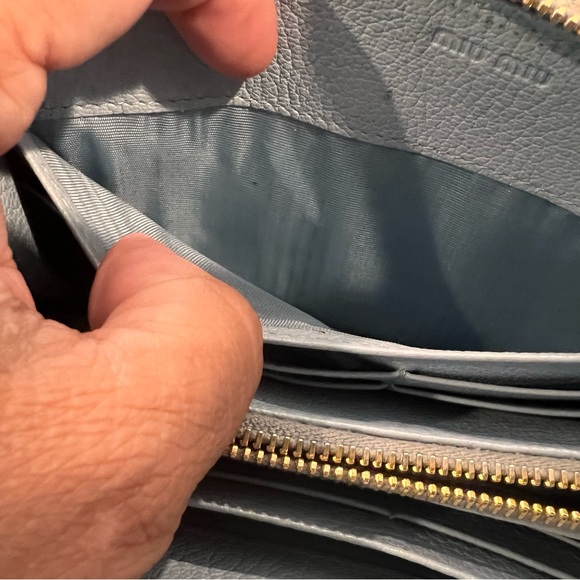EUC Miu Miu zippy wallet - Picture 10 of 10